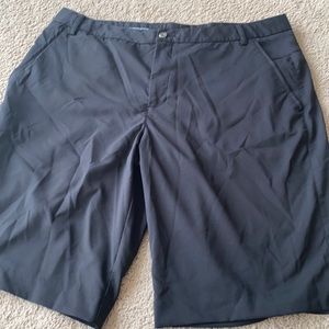 Pula 38 Black Golf Shorts